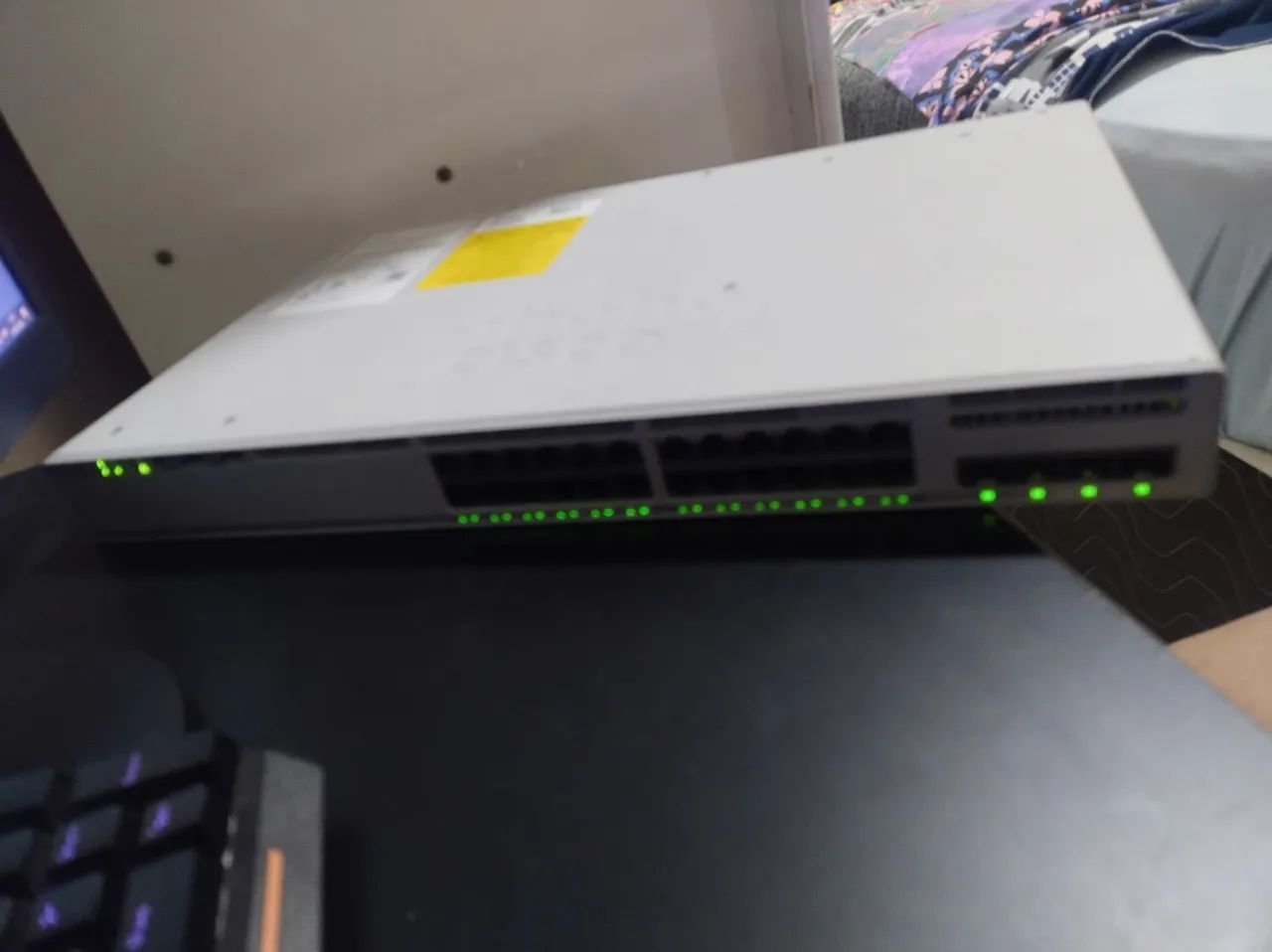Swithc Catalyst sério 9200 Cisco - Foto 3