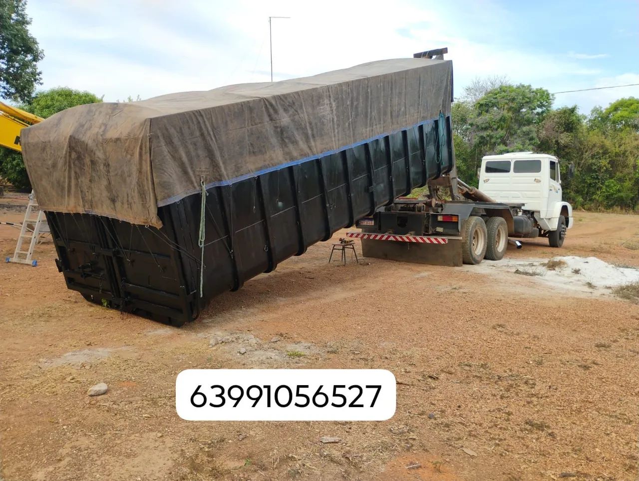 Caminhão Rollon rolloff