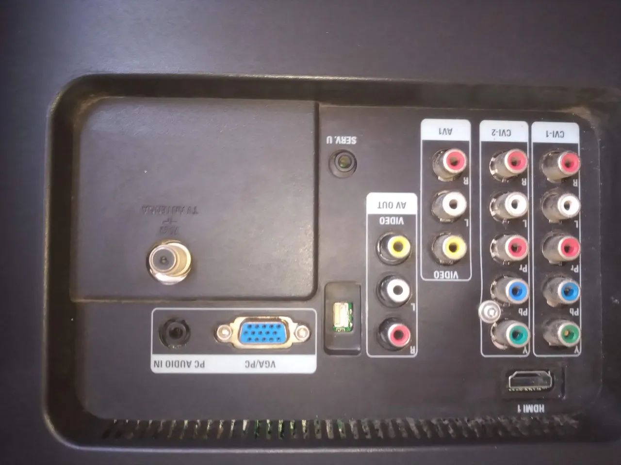 TV 42 polegadas Philips  - Foto 4