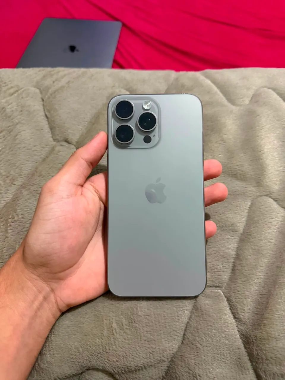 Vendo iPhone 15 pro Max 256g impecável  - Foto 3