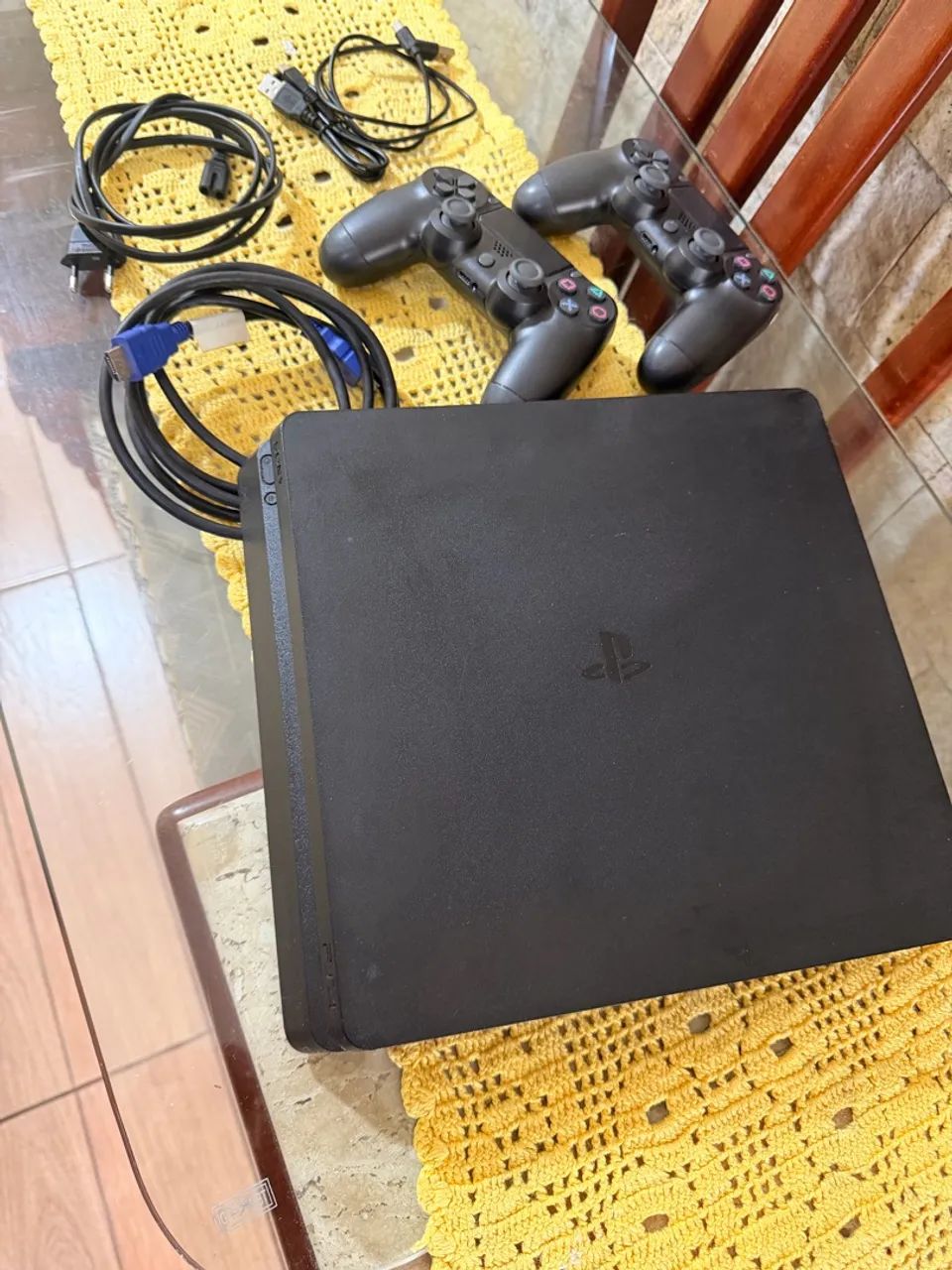 Ps4 slim 