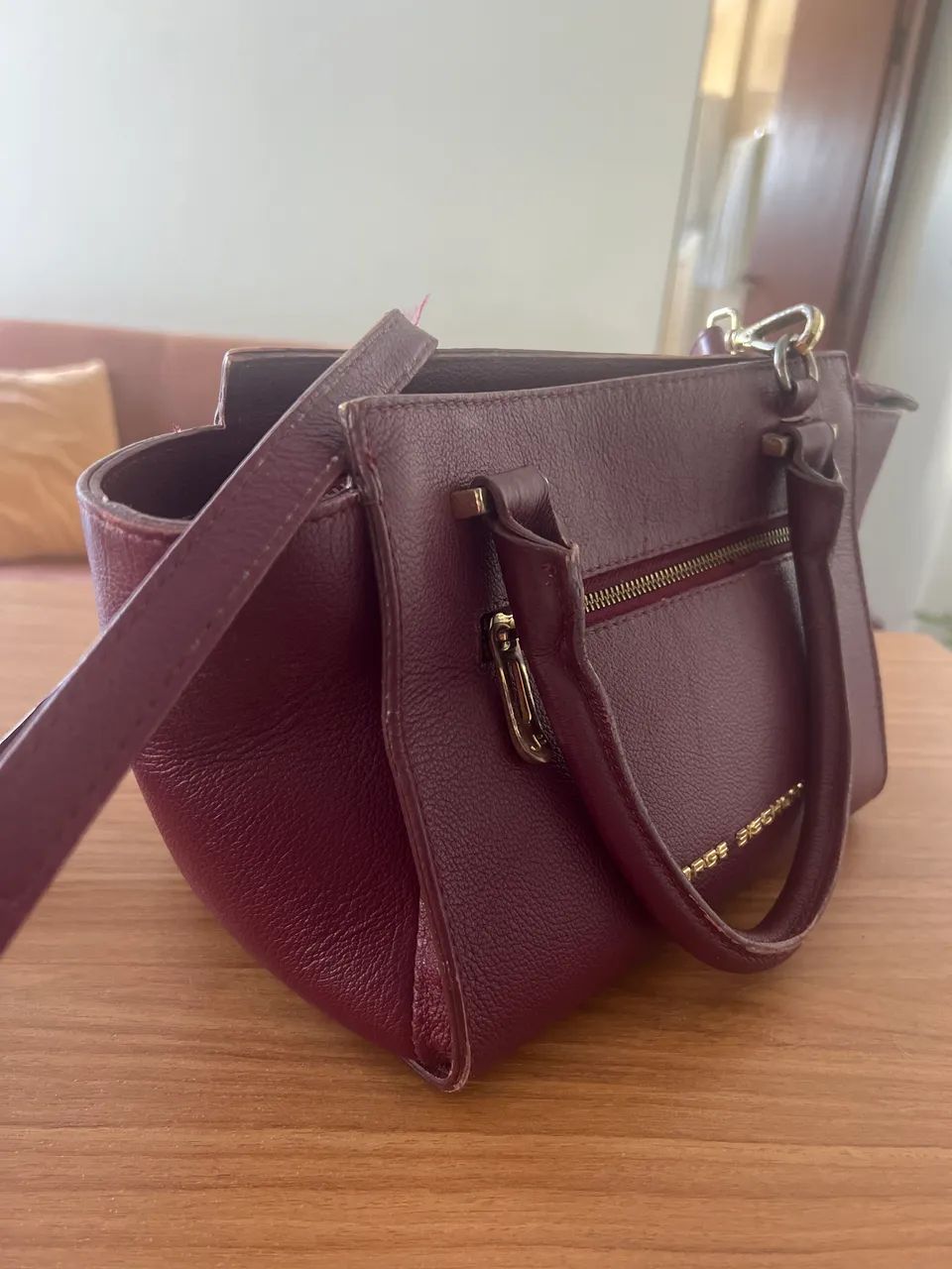 BOLSA EM COURO  - Foto 2