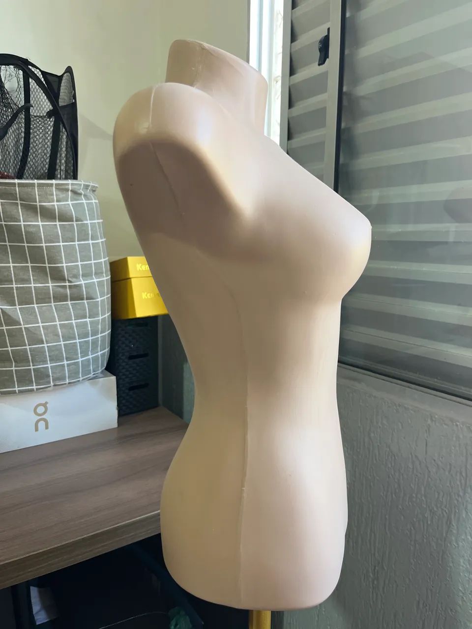     Manequim Feminino de Busto para Loja - Ótimo Estado  - Foto 2