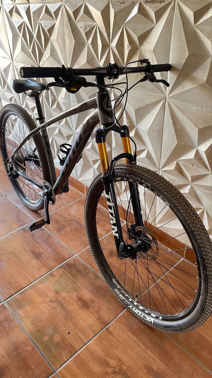 Bicicleta MTB aro 29 - vendo, troco ou negócio  - Foto 3