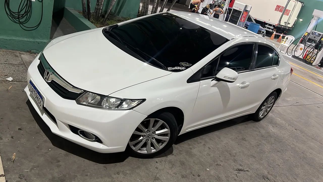 Honda Civic Civic Sedan LXR 2.0 Flexone 16V Aut. 4p 2014