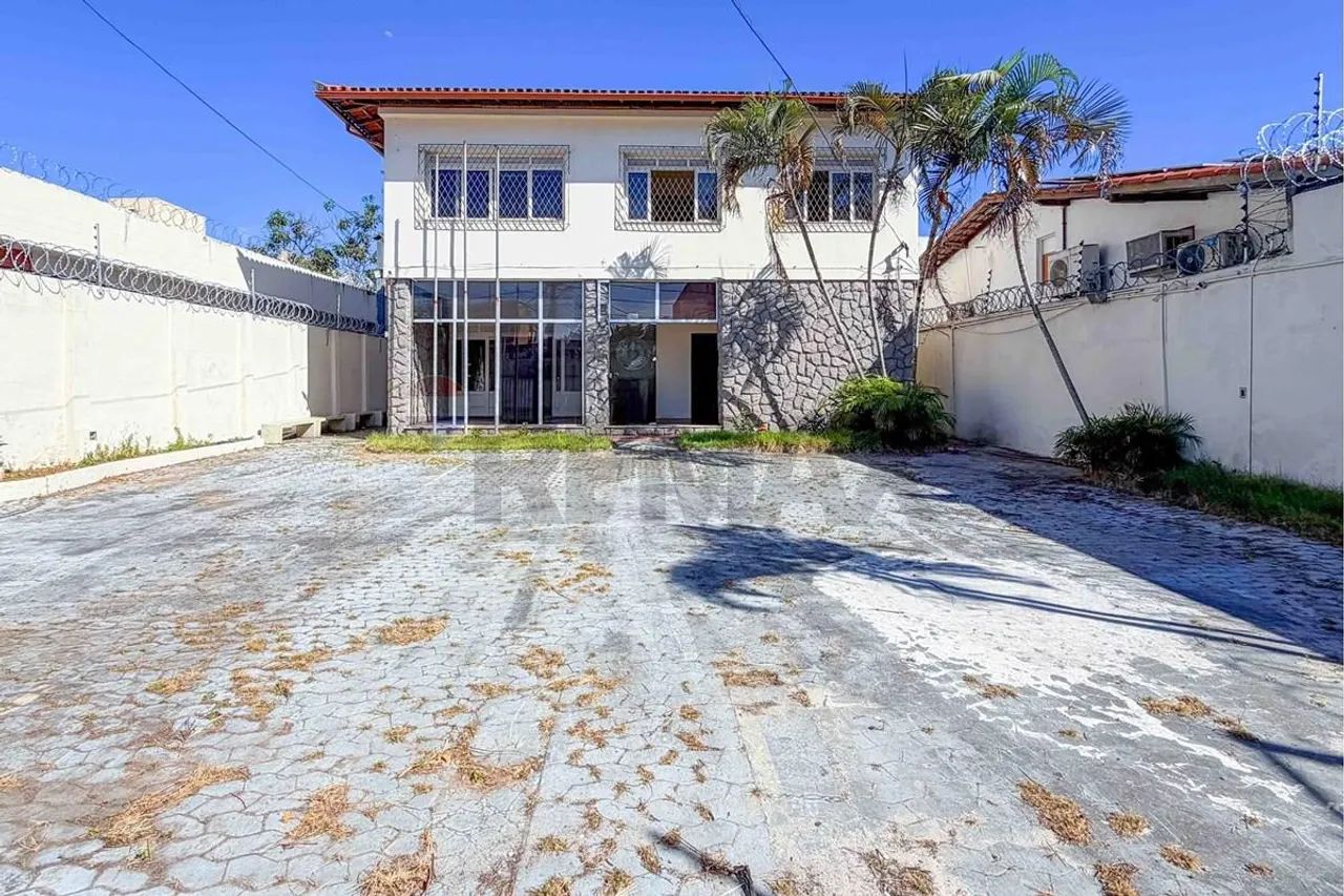 Casa Comercial 390m² | 2 Pavimentos | 10 Vagas Próprias | Centro de Vila Velha - ES - Foto 2