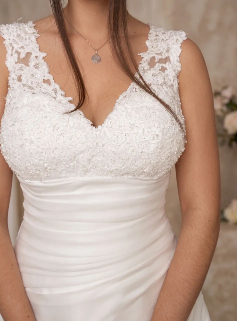 Vestido de Noiva Sereia Bordado com Pérolas - Elegante e Sofisticado