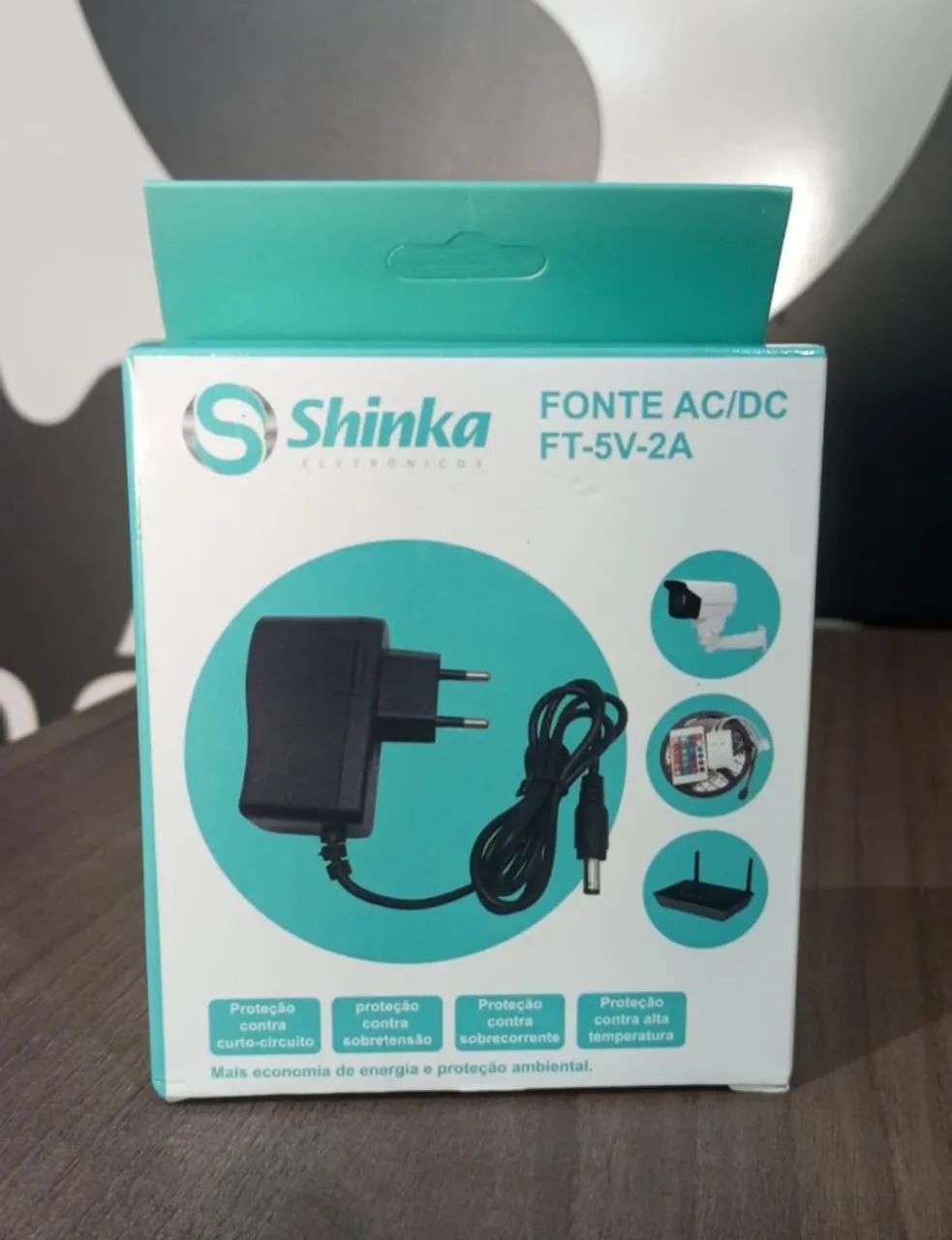 Fonte Universal  AC/DC Shinka 5V 2A (Modelo FT-5V-2A) 