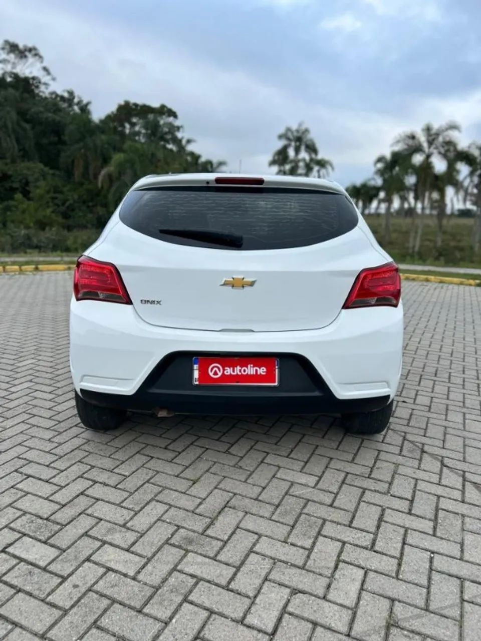 Chevrolet Onix Hatch Advantage 1.4 8V Flex Aut. 4P 2019 - Foto 4