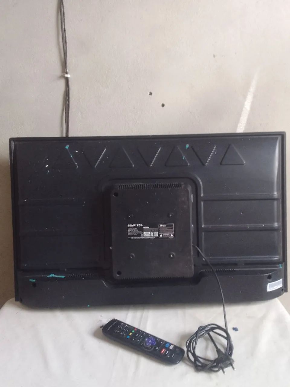 vendo um tv 32 polegadas para reaproveitar peças  - Foto 2
