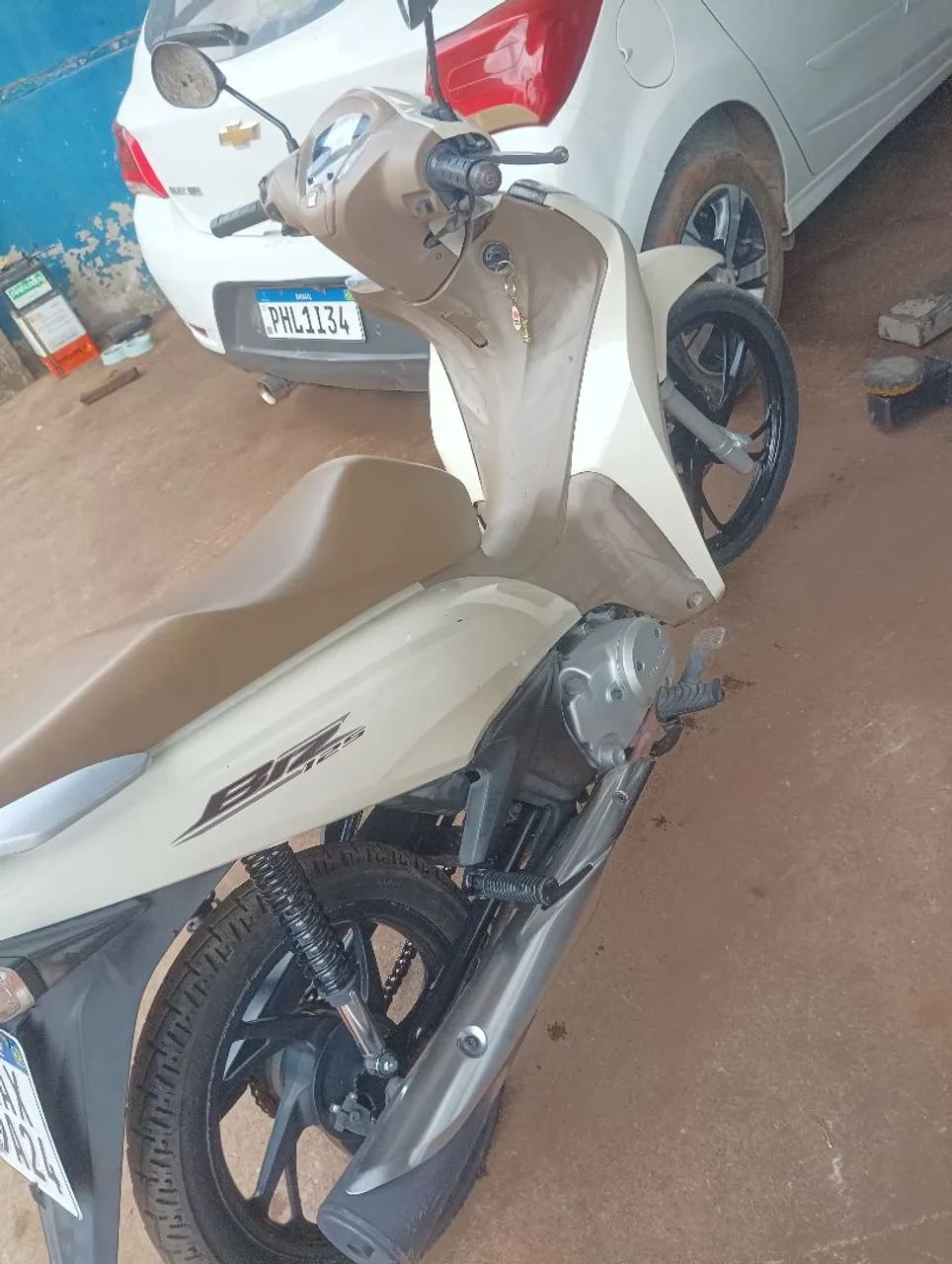 Vendo essa BIZ EX 2022 , peço bom,  - Foto 5