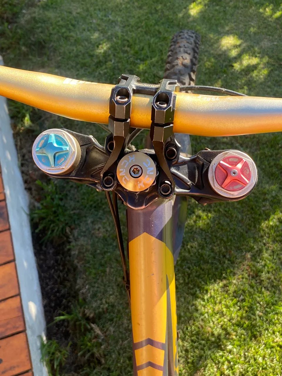 Kona Supreme Operator - Downhill/DH (Fox 40 + Shimano XT + SRAM X0) - Foto 3