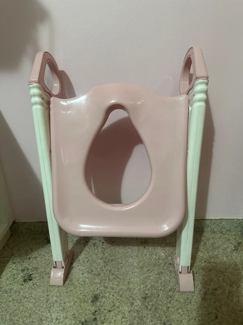 Trono redutor infantil 