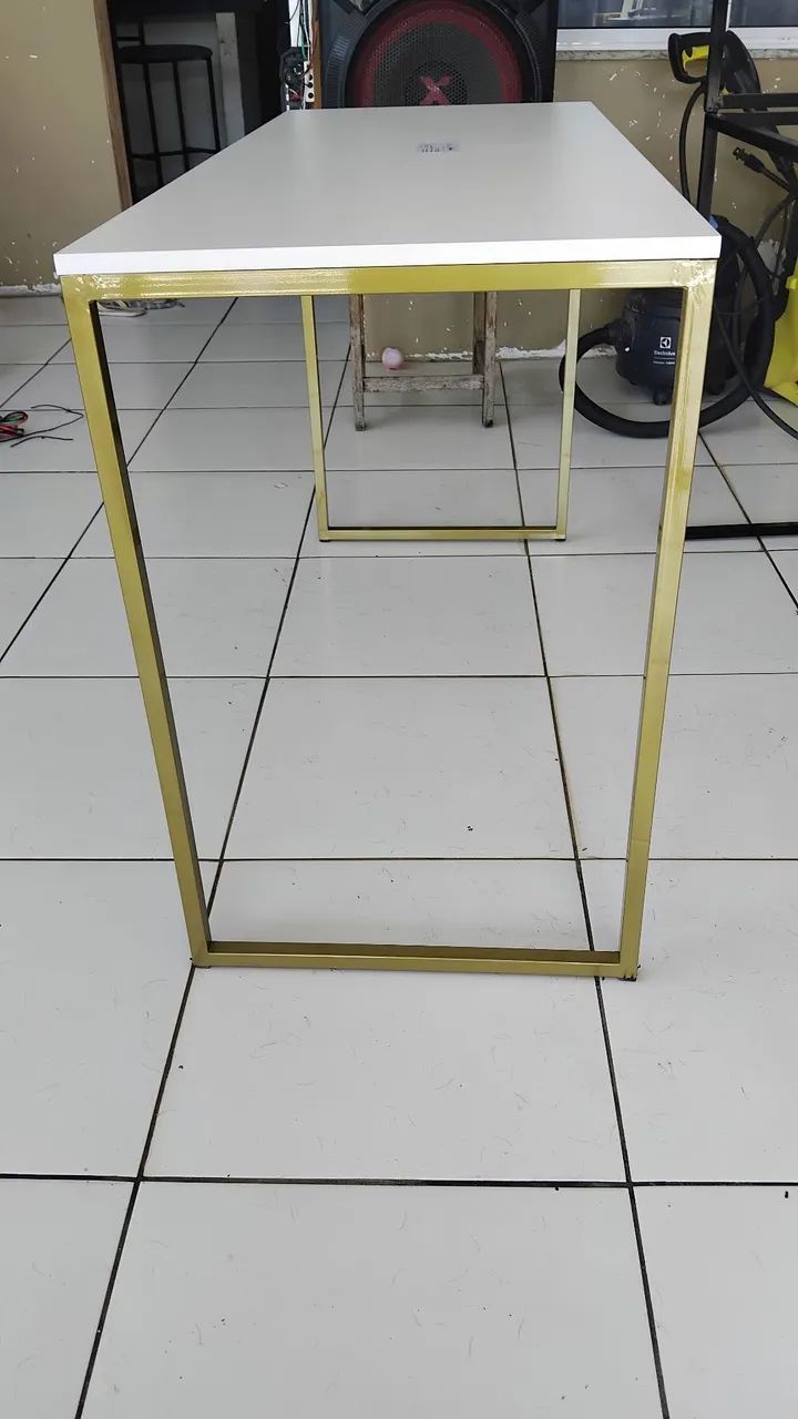 Mesa dourada  - Foto 3