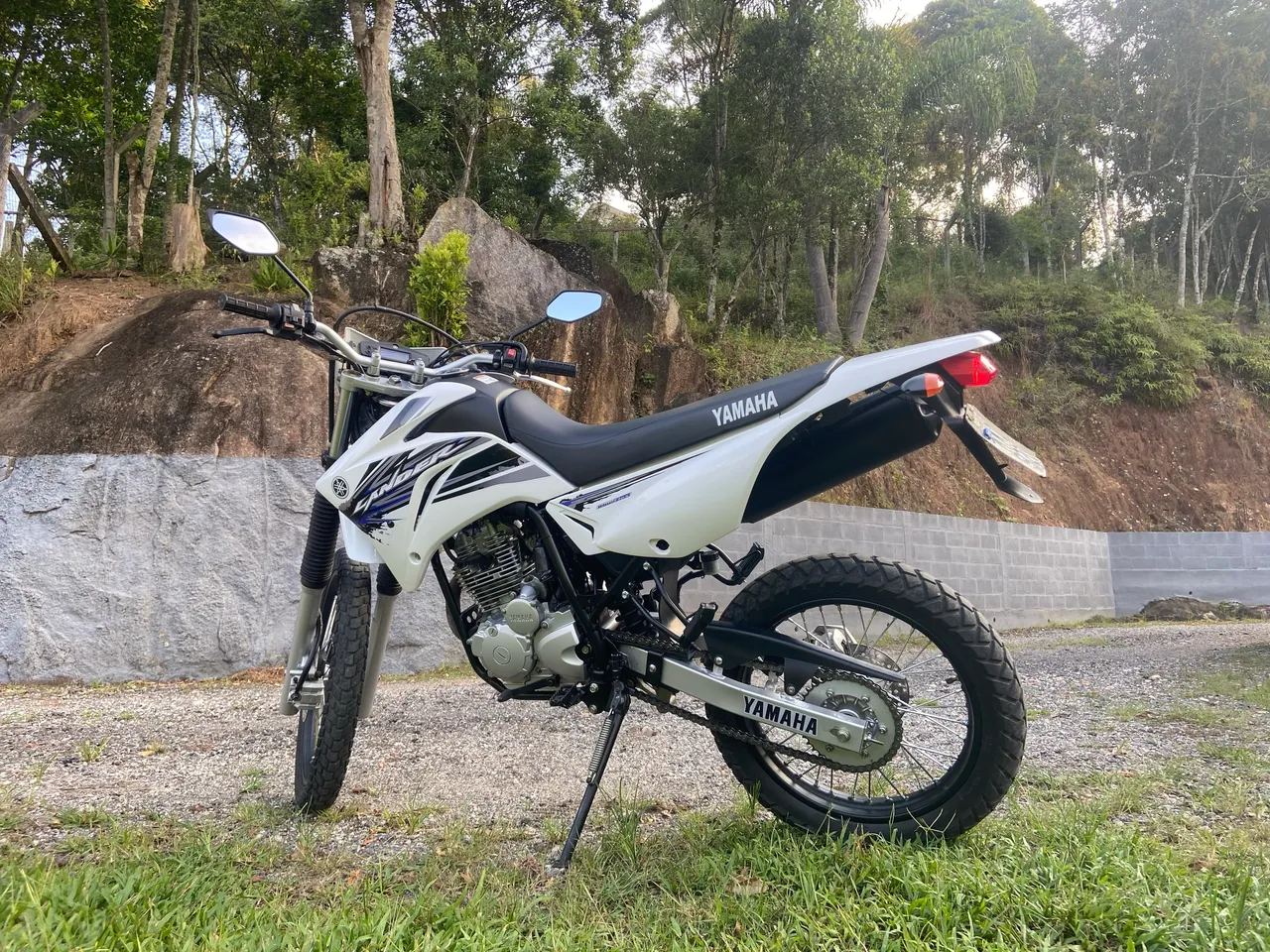 山ぞり Motos Yamaha XTZ 2013 em Santa Catarina