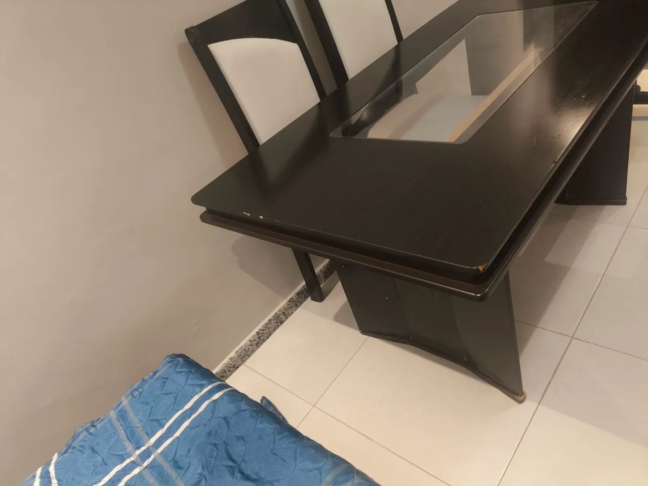 Mesa c\ duas cadeiras  - Foto 5