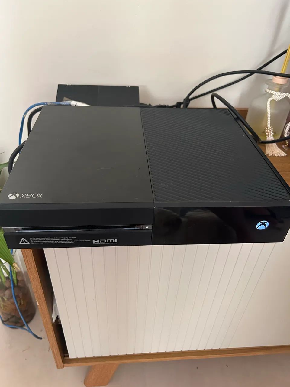 Xbox One Fat com 6 Jogos e 2 Controles - Foto 4