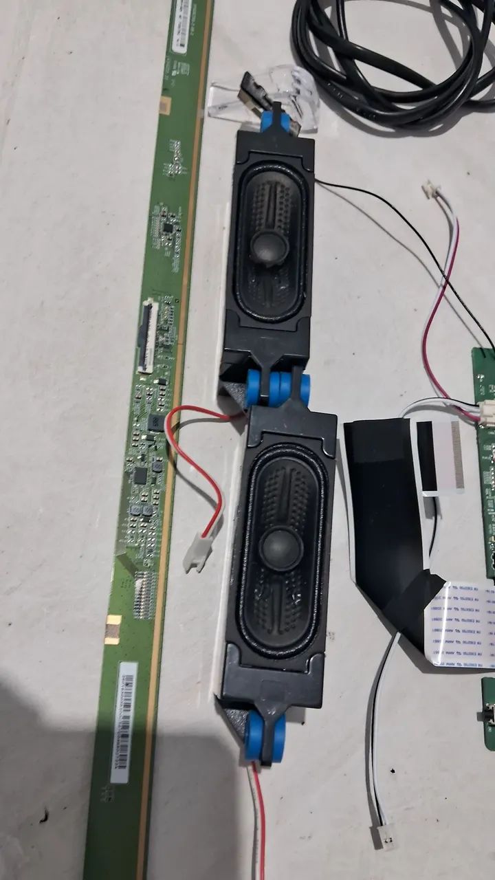 Placa Principal TV Toshiba 43 Polegadas. Original só foi utilizado por 1 mês. E outra peca - Foto 5