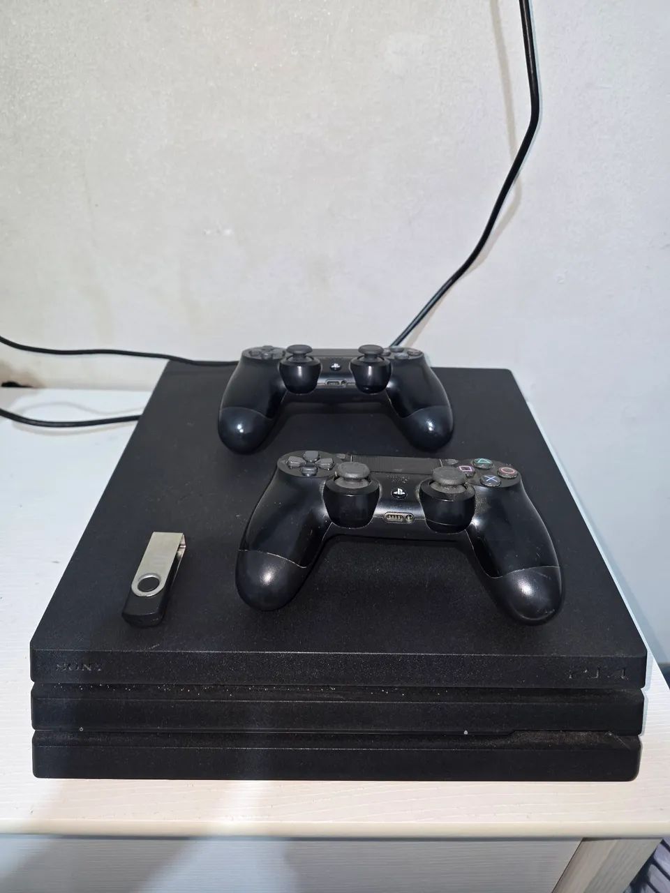 Playstation 4 Ps4 PRO desbloqueado - Foto 3