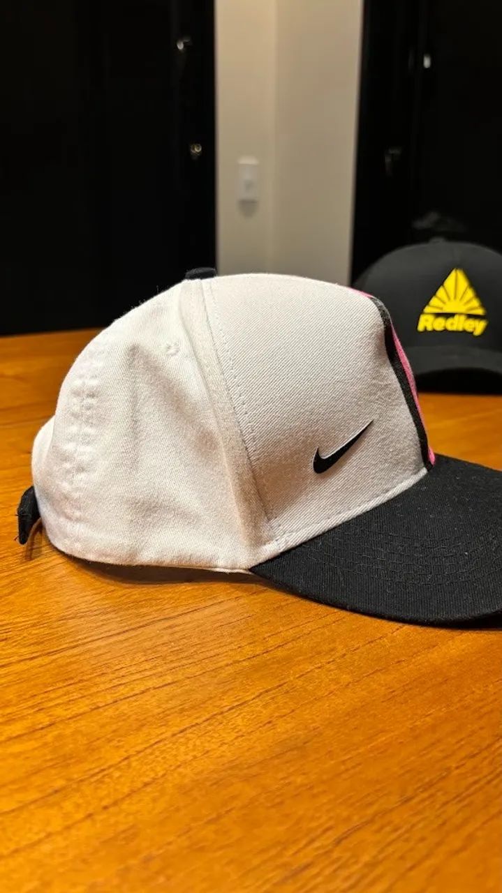 Boné Nike PSG Paris Saint-Germain Branco Rosa Strapback Original (Campinas) - Foto 3