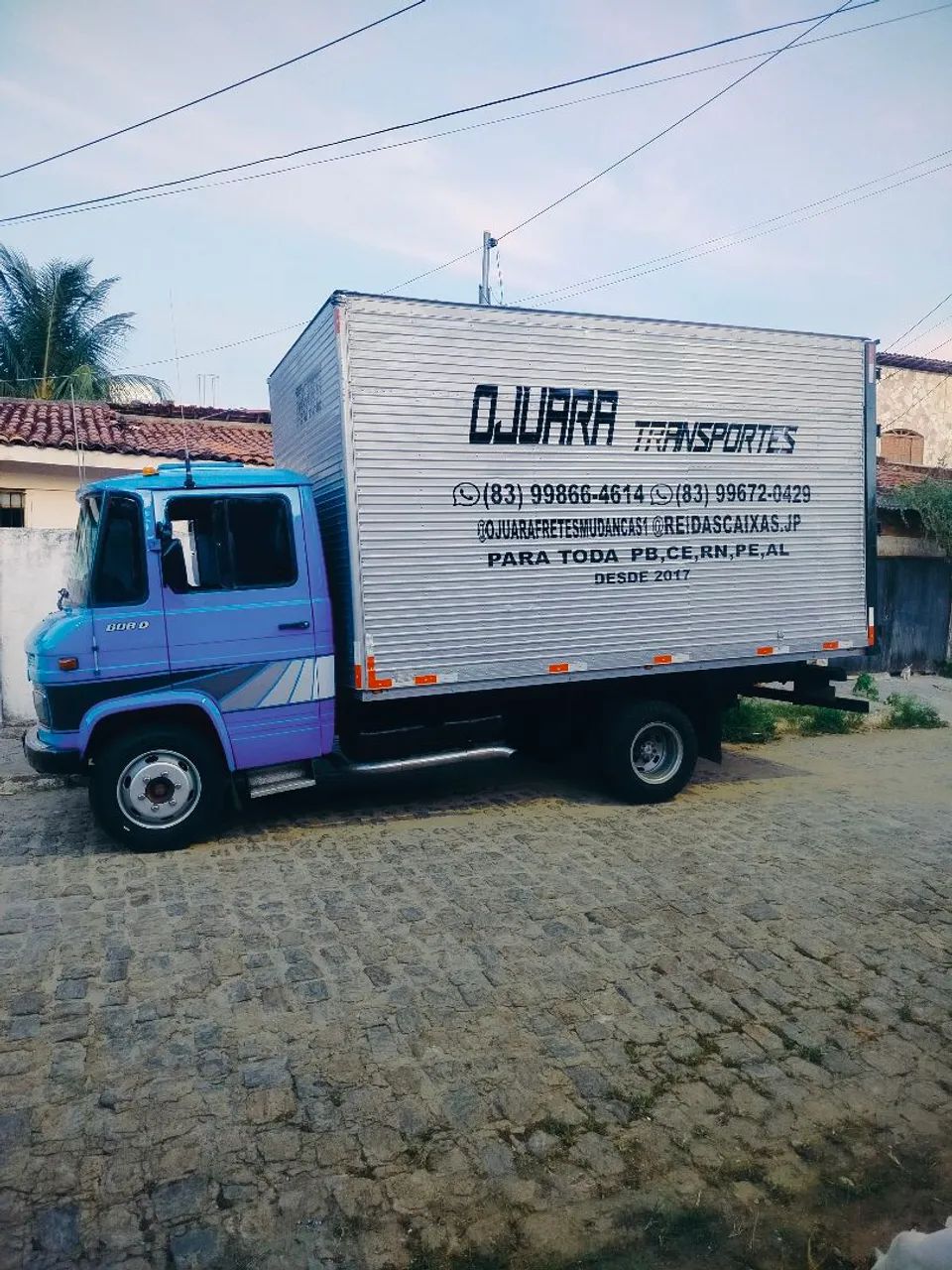 Mercedinha 608D a venda.