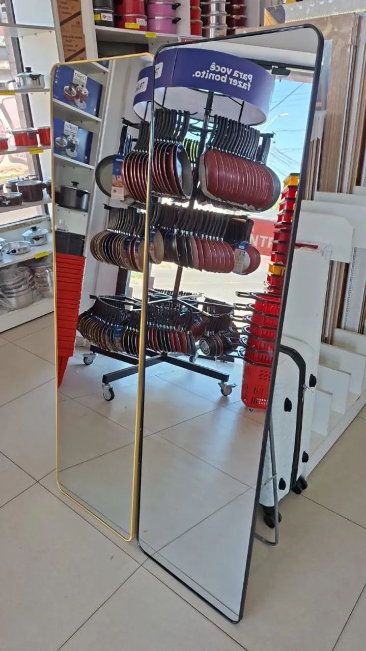 ESPELHO COM DESIGN ELEGANTE E MODERNO PARA VOCÊ