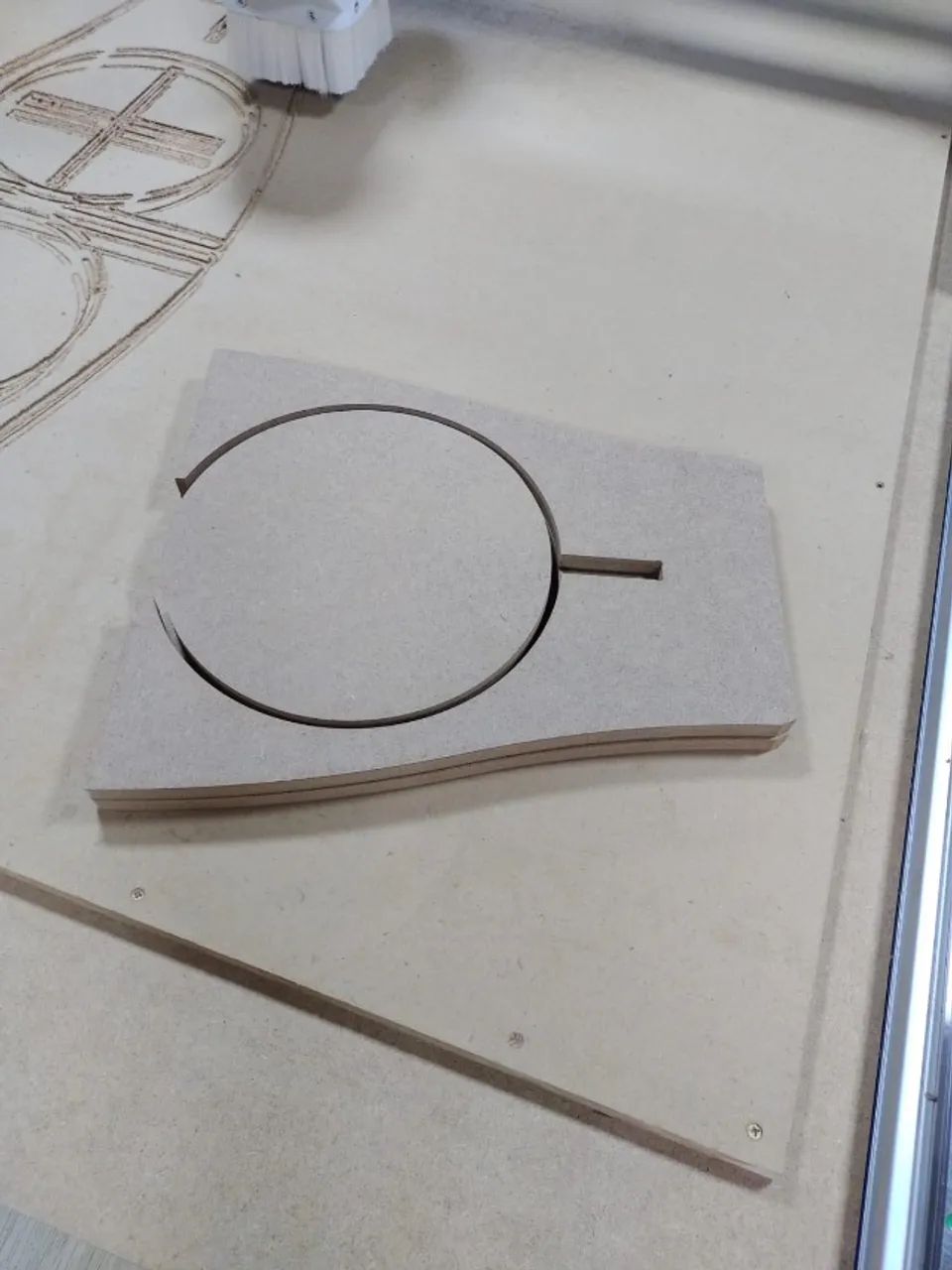 Banquinho Design MDF Cru de Encaixe | Montagem Sem Parafuso | Para Pintar e Personalizar - Foto 4