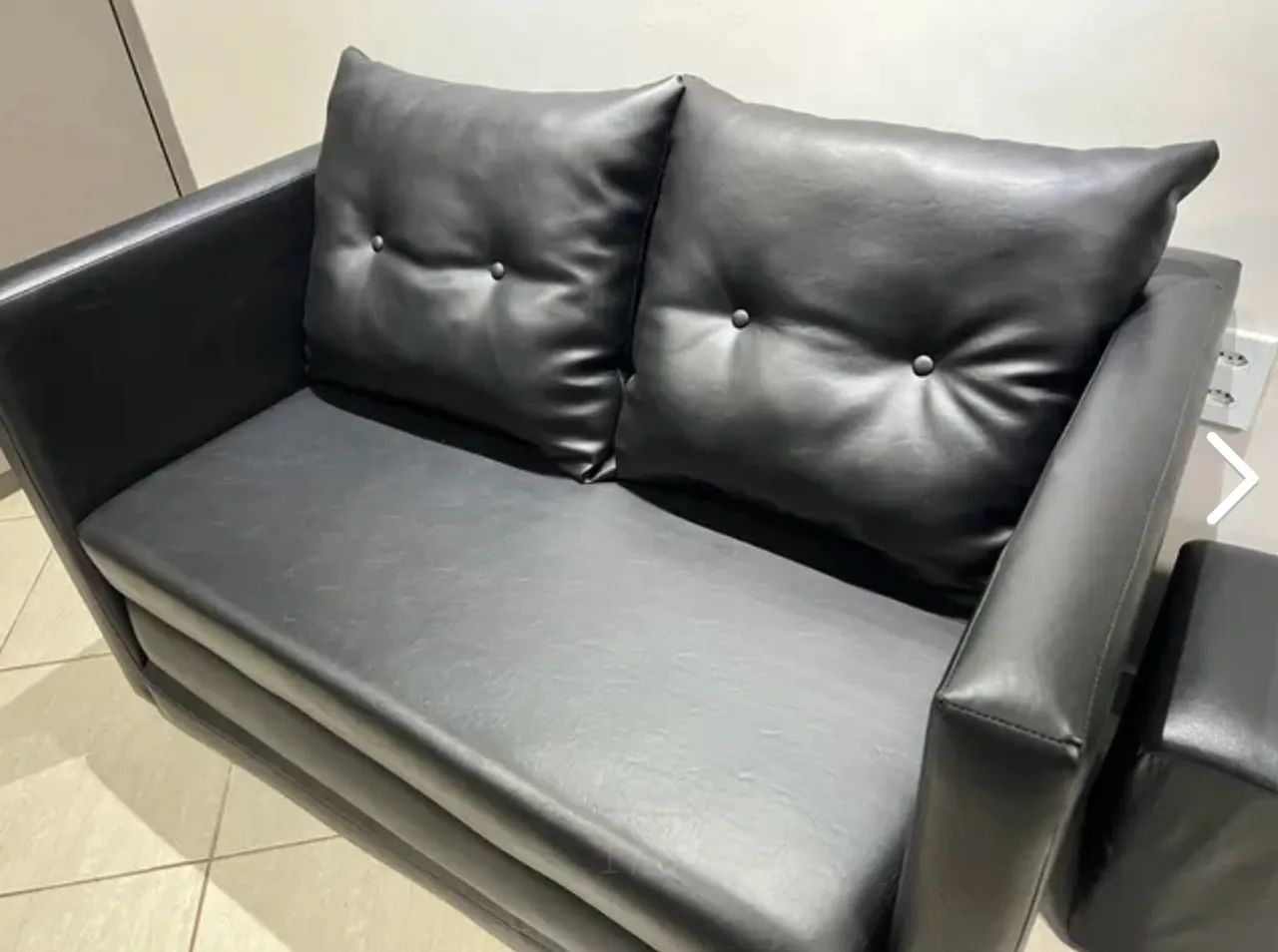 Sofá Cama de Couro