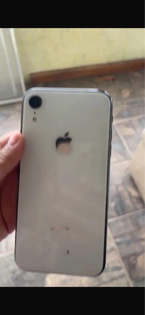 iPhone xr 64 gb para sair rápido !! - Foto 2