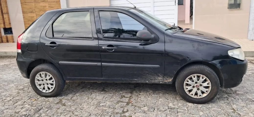 Fiat Palio Celebration 1.0 Fire Flex 8V 2P 2015 - Foto 4