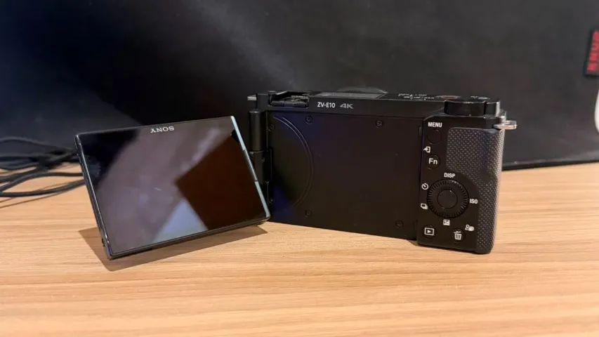 Câmera Sony ZV-E10 - Foto 2