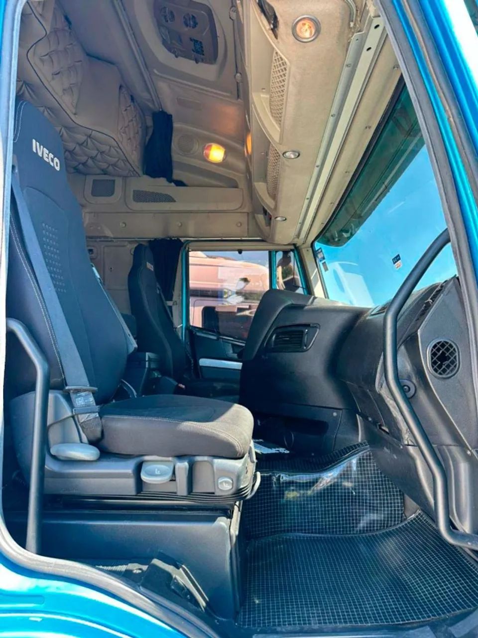 Iveco Hi-Way 440 6x2 2019 - Foto 8