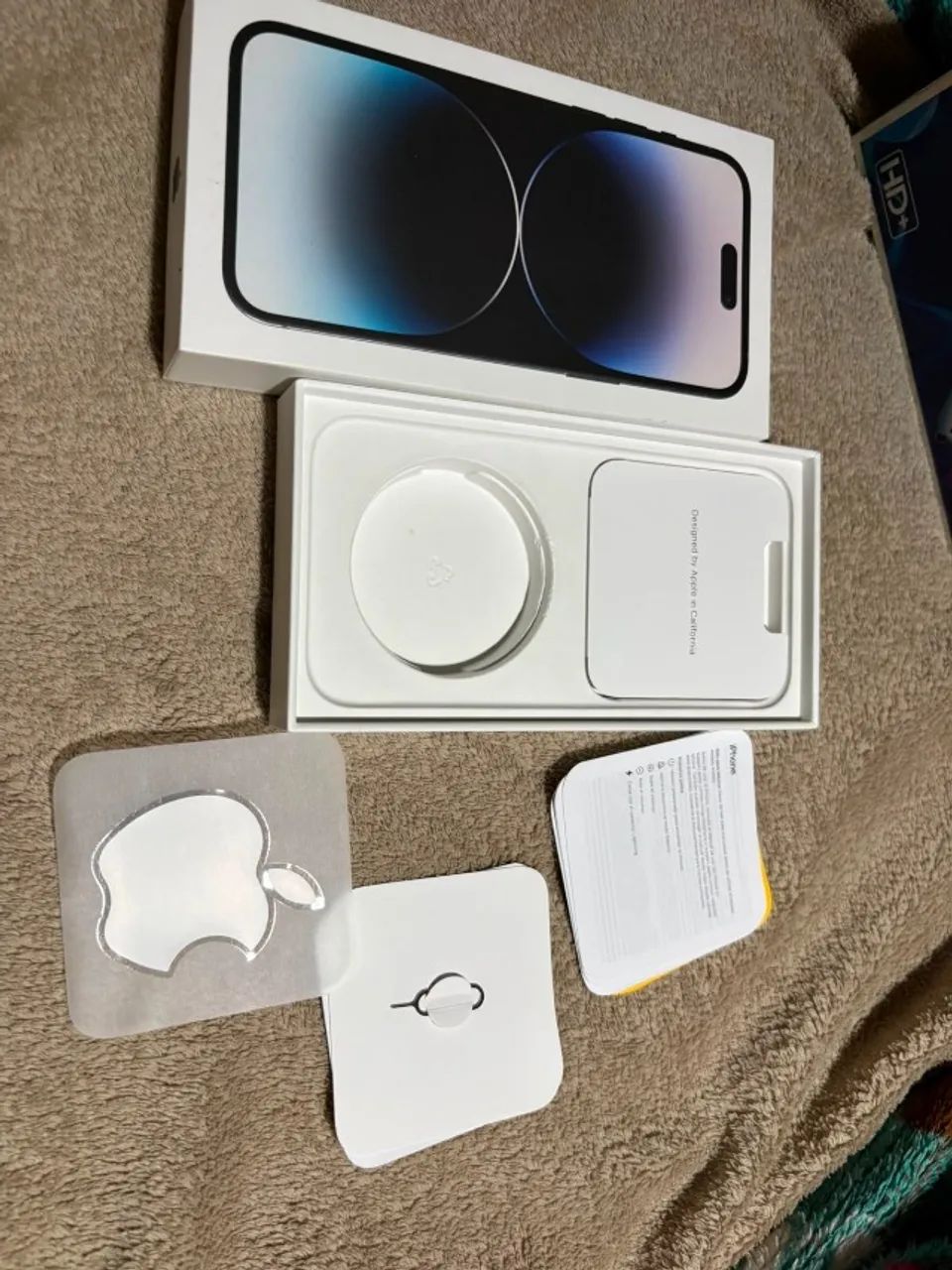 Caixa Original iPhone 14 Pro Max com Chavinha e Adesivo - Foto 3