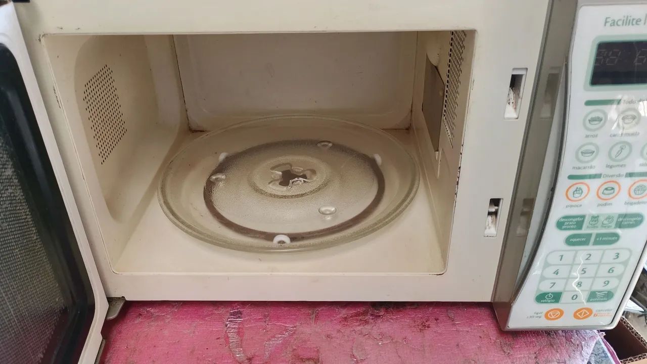 Microondas Brastemp 18 litros só 159 - Foto 5