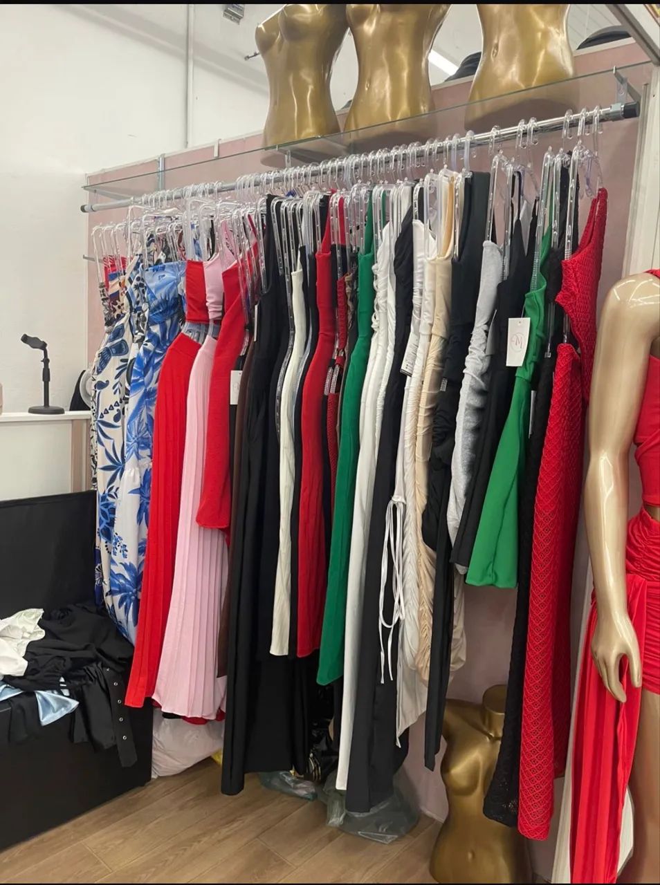 Araras de roupa  - Foto 3