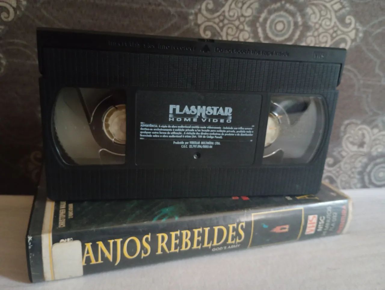 VHS FILME ANJOS REBELDES  - Foto 3