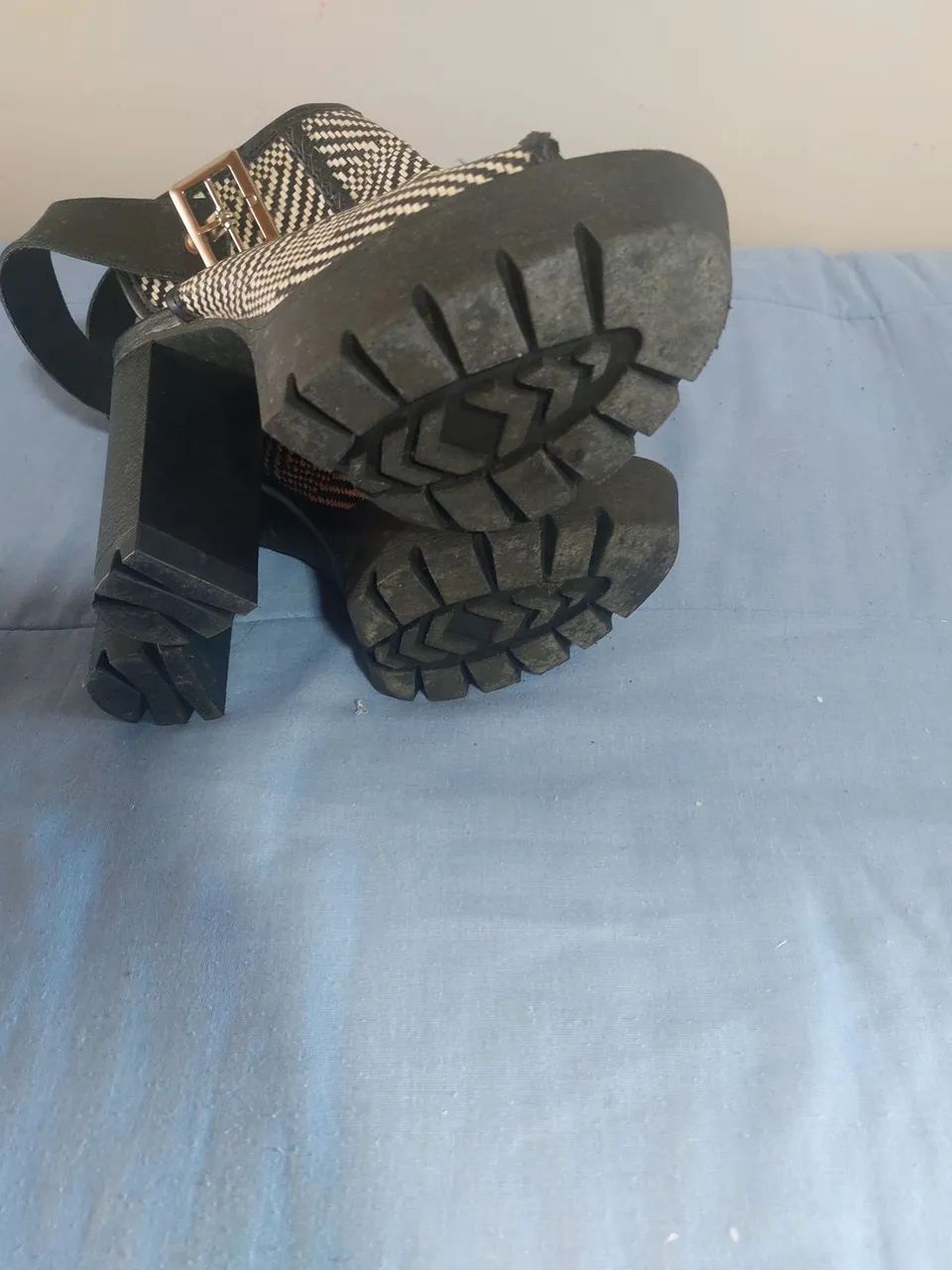 Sapatos feminino - Foto 5