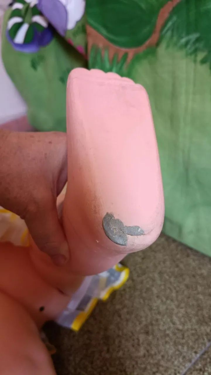Boneca estrela ,com avarias essa não anda pernas de encaixe - Foto 2