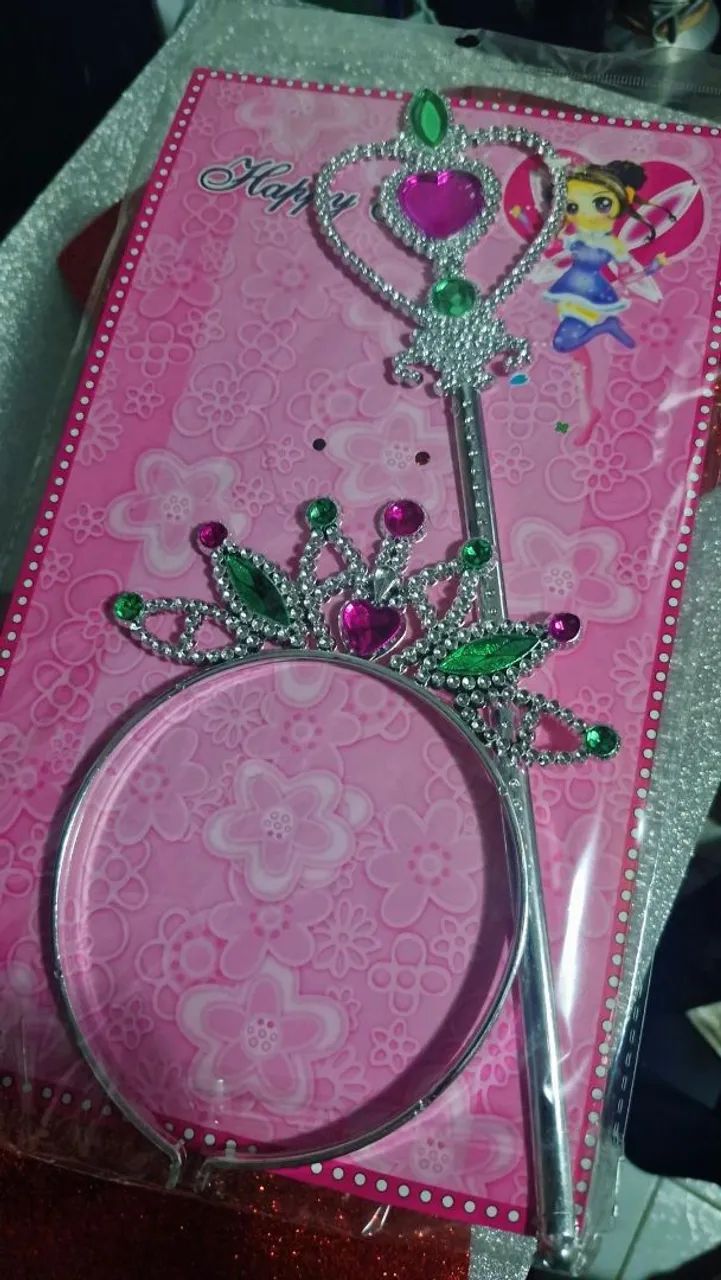 Tiara com varinha 