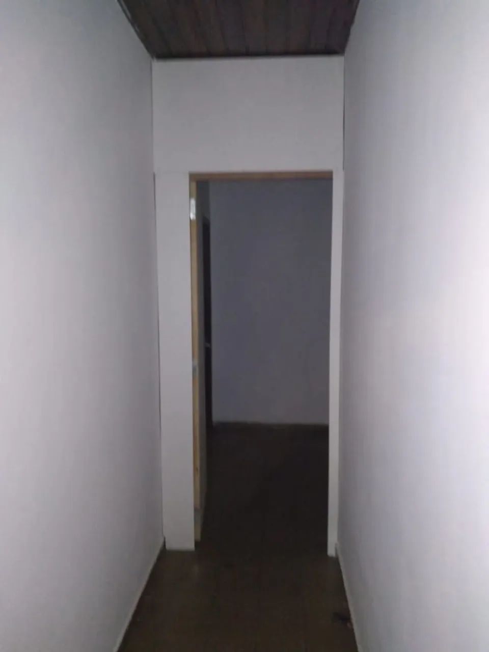 Alugo casa grande em ótima localidade  - Foto 3