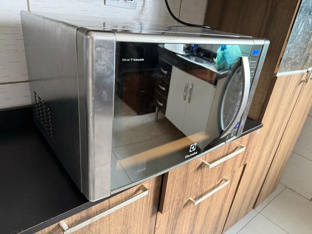 Microondas Electrolux 110 V com Grill - Foto 4