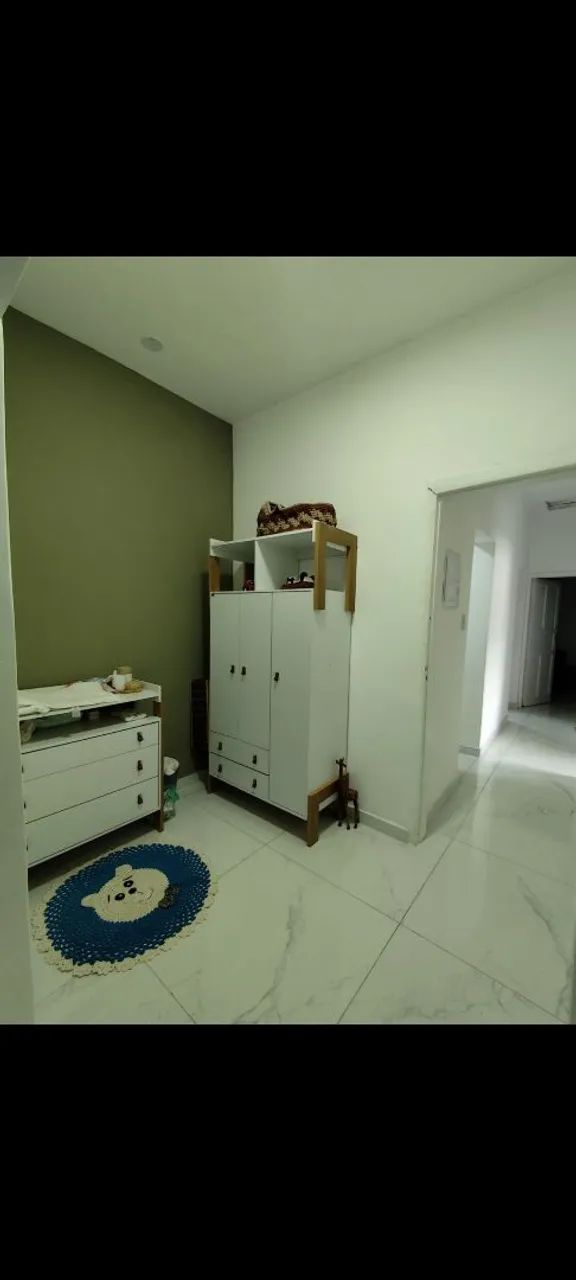 Guarda roupa e cômoda de bebê 