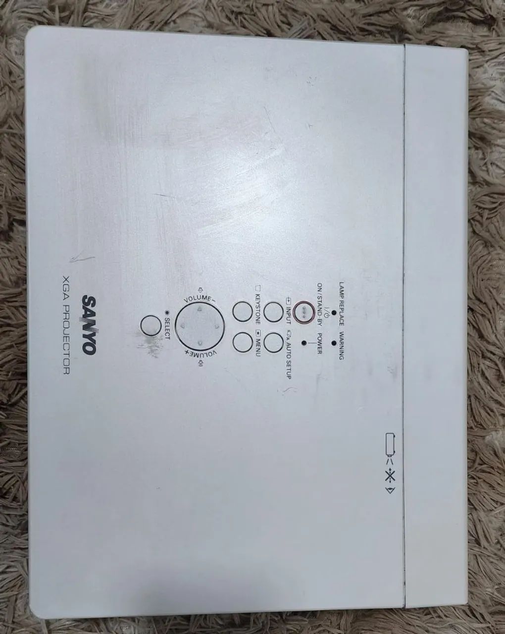 Projetor Sanyo PLC-XU106