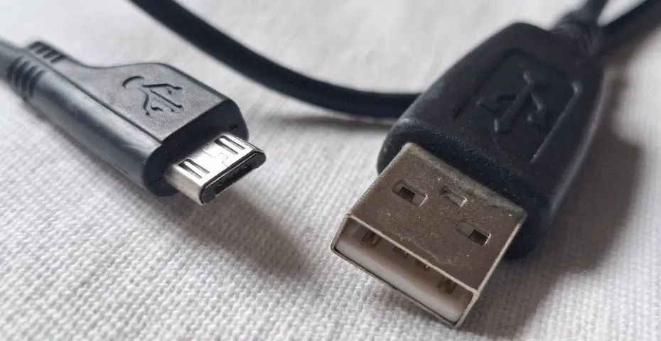 Cabo USB para USB tipo V8, 80 cms, novo.  - Foto 2