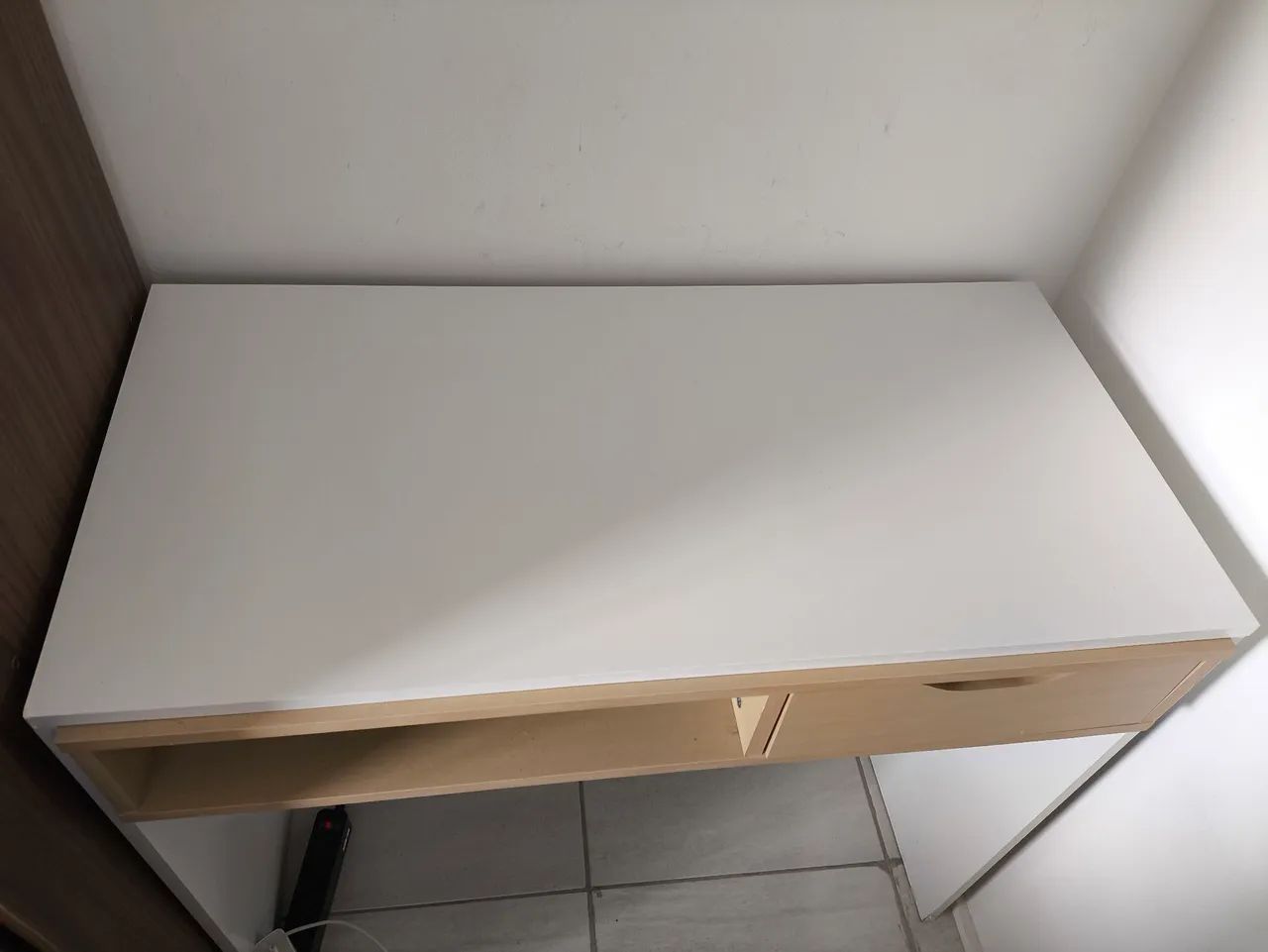 Escrivaninha com nicho e gaveta  - Foto 3