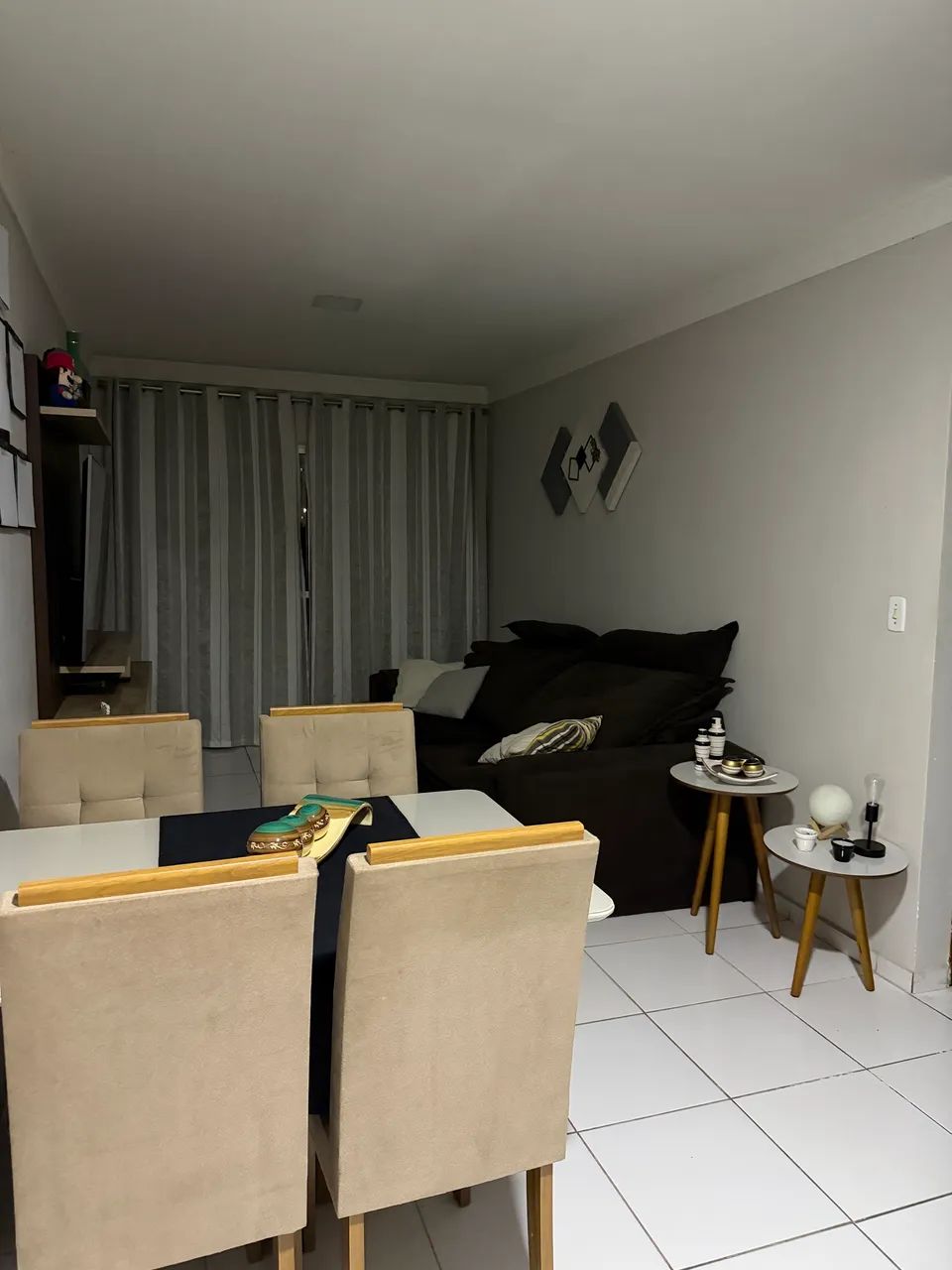 Alugo apartamento mobiliado 