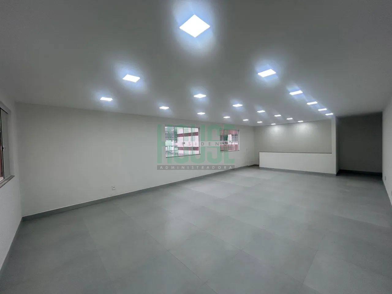 SALA COMERCIAL - ALTO - TERESÓPOLIS - RJ
