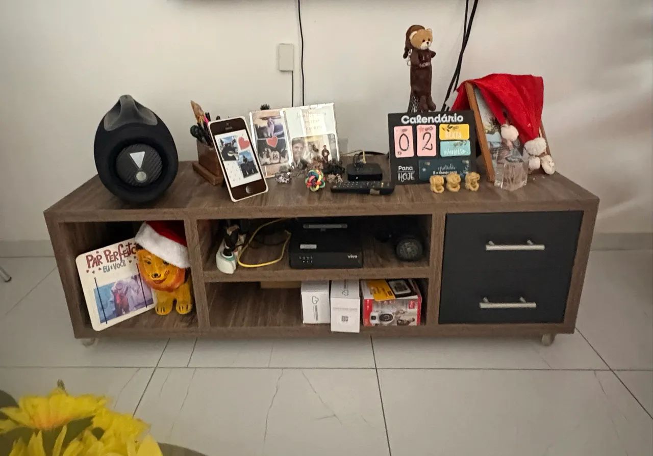 Vendo rack e mesa de centro