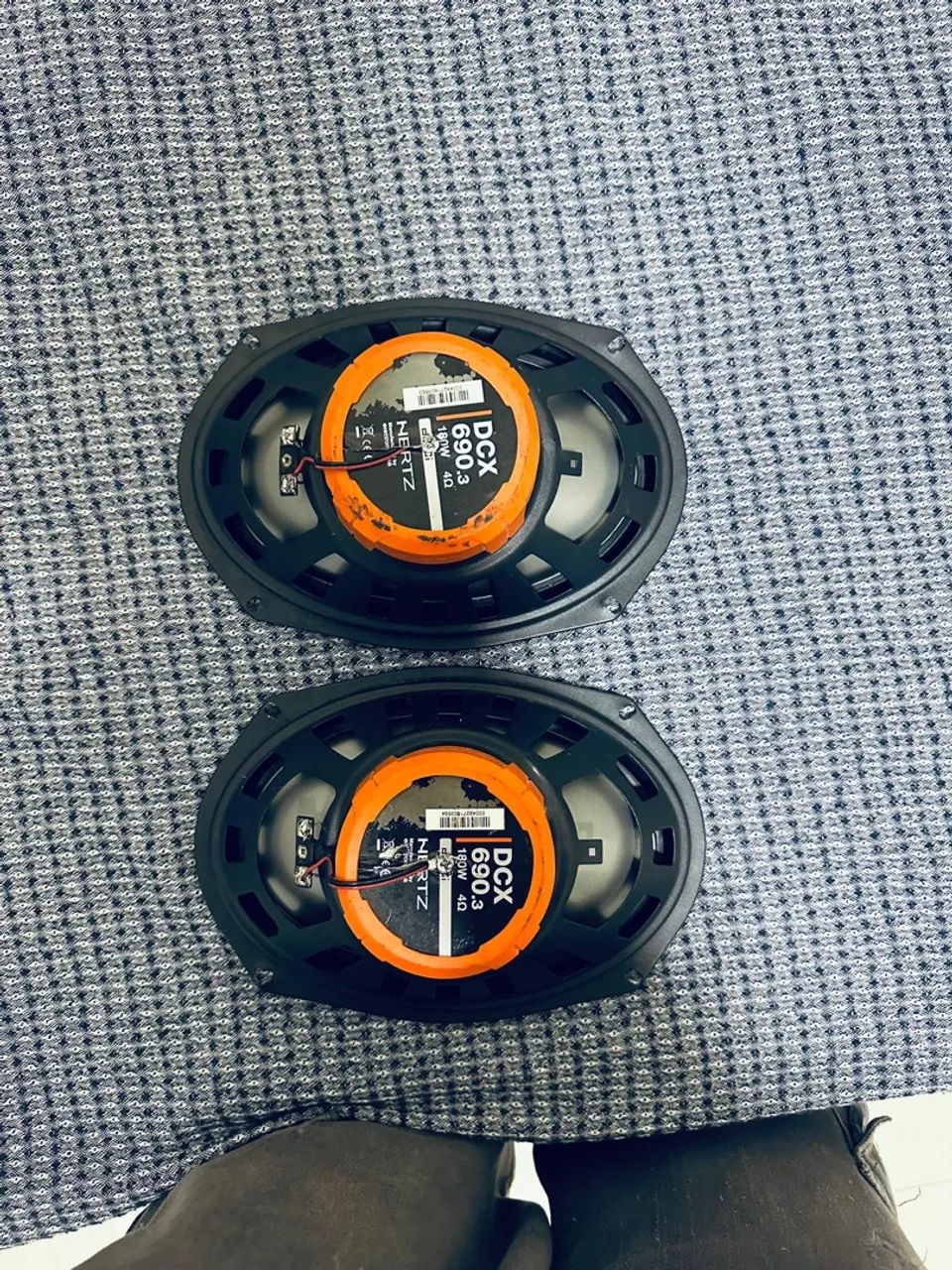 Auto falante 6x9 Hertz 