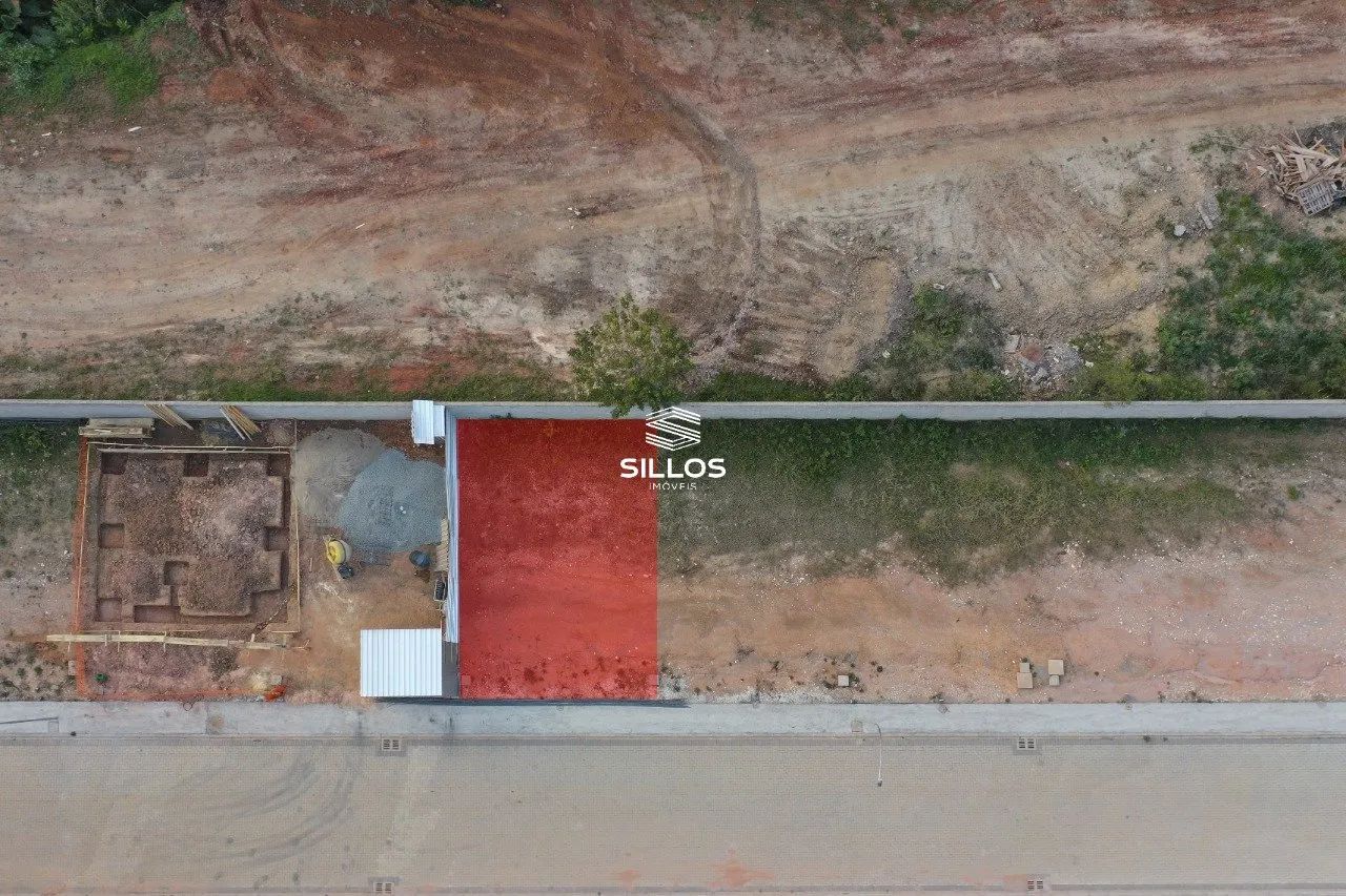 Terreno à venda com 155,88m² em condomínio no Barreirinha em Curitiba
